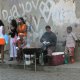 29- Poulet grille dans la rue 